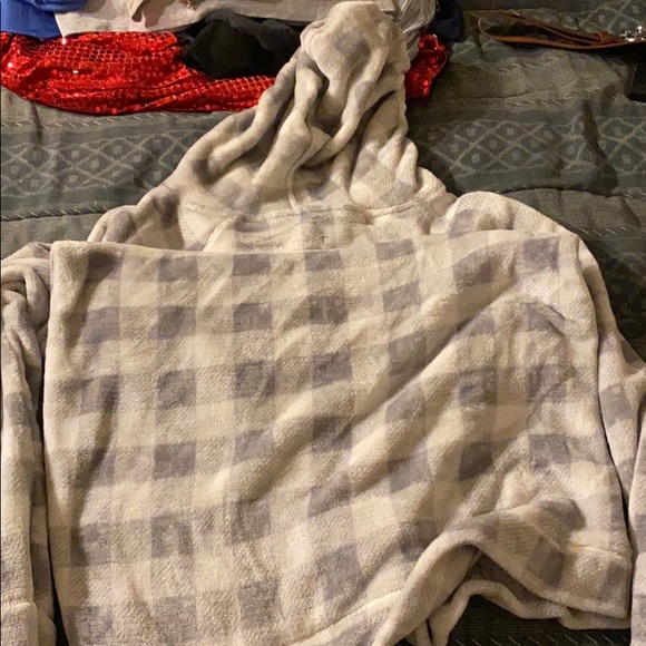 Soft pullover - Picture 2 of 2